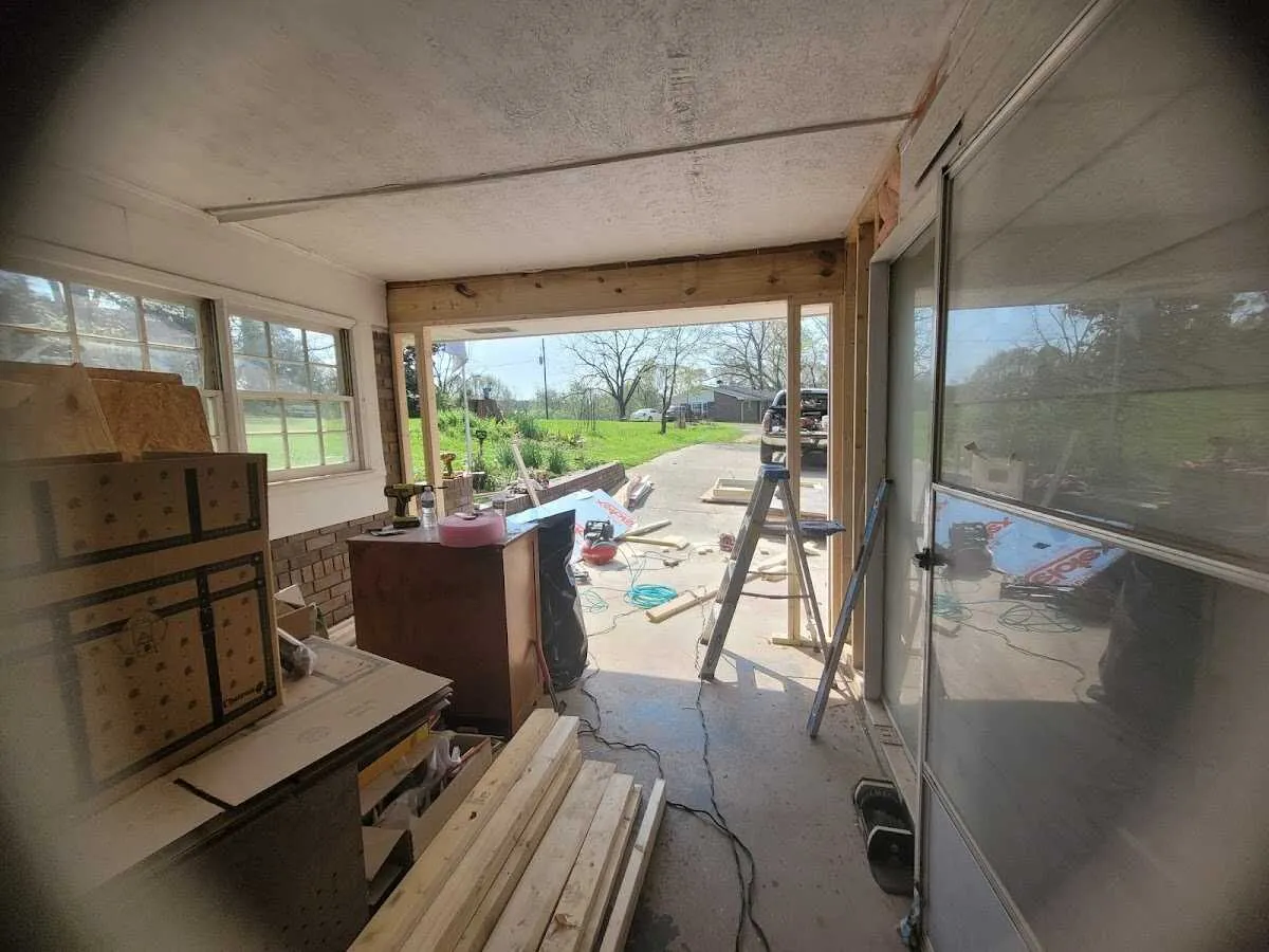 Air movers and dehumidifier for Drying & Dehumidification in North Springfield